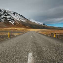 On the road in Island - sich mit jedem Kilometer belohnen