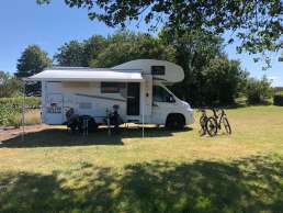 Wohnmobil Frühstück mit Ambiente auf Fyn in Dänemark