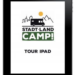 Tour iPad freigestellt mit Stadt Land Camp Logo