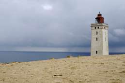 Natur-Camping Blogpost - Der wandernde Leuchtturm Rubjerg Knude in Dänemark