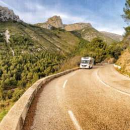 Stadt Land Camp Wohnmobil unterwegs im Baume Massif
