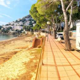 Erste Reihe am Strand in Spanien