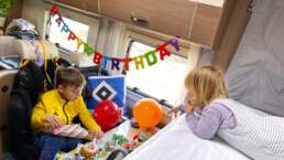 Geburtstagsparty geht auch im WOW-MOBIL