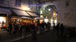Lucca: weihnachtliches Ambiente im Dezember