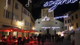 Lucca: weihnachtliches Ambiente im Dezember