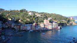 Portofino von der Kirche San Giorgio aus gesehen