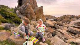 fette Oster-Beute an der Felsküste der Cala Cipolla