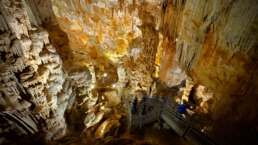 beeindruckende Formationen in der Grotta di Ispinigoli